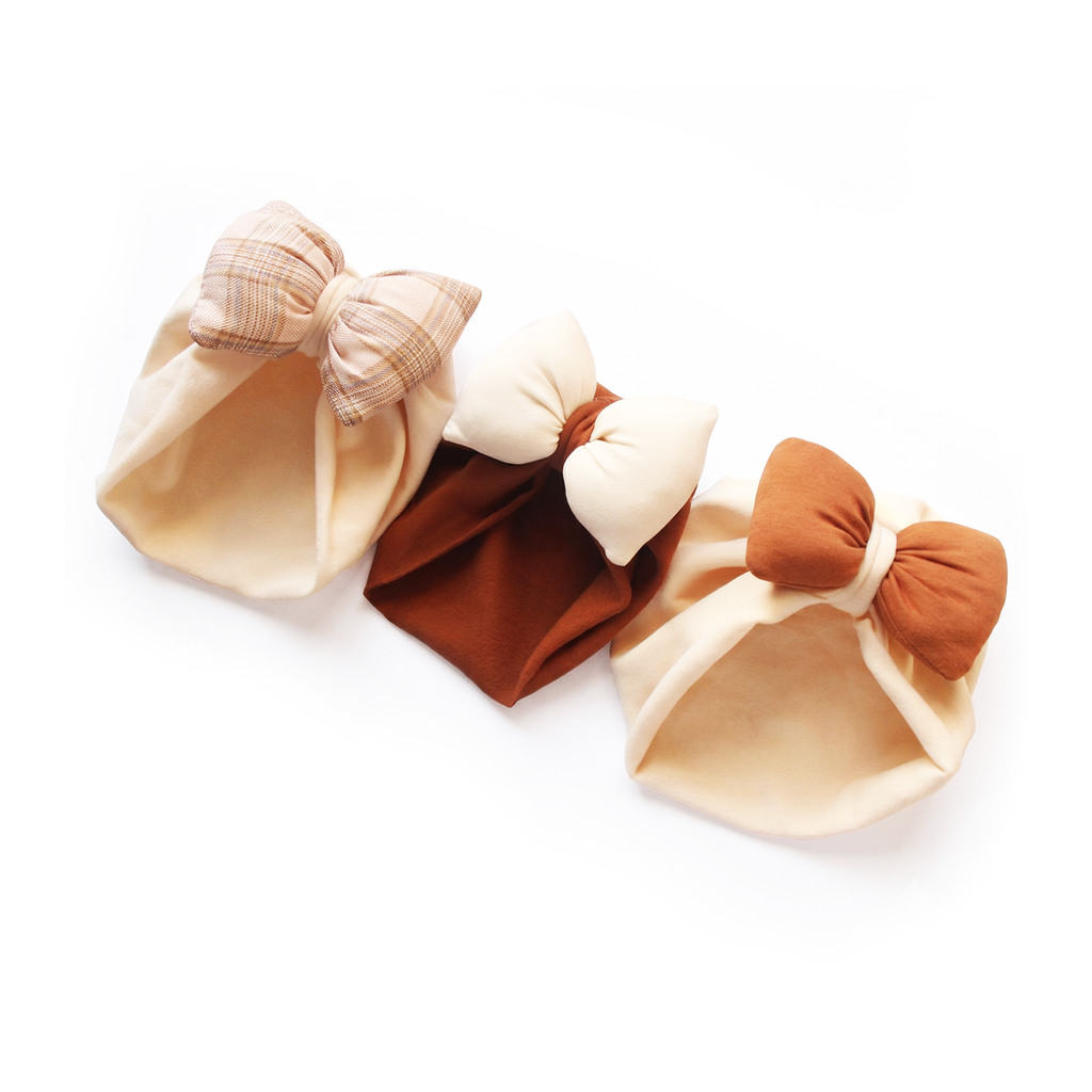 Newborn Bow Beanie - Brown/Cream