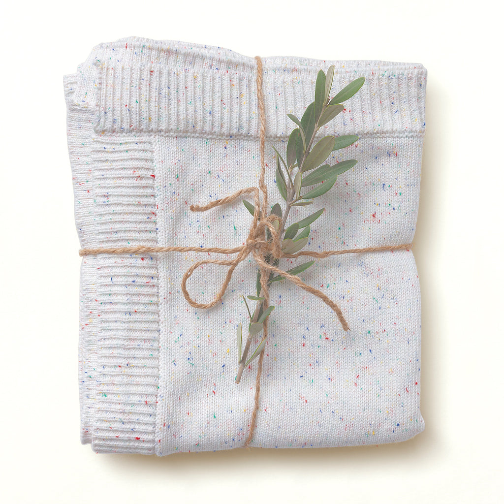 Confetti Speckled Knit Blanket in Milkshake