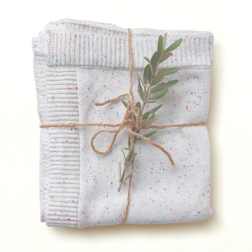 Confetti Speckled Knit Blanket in Milkshake
