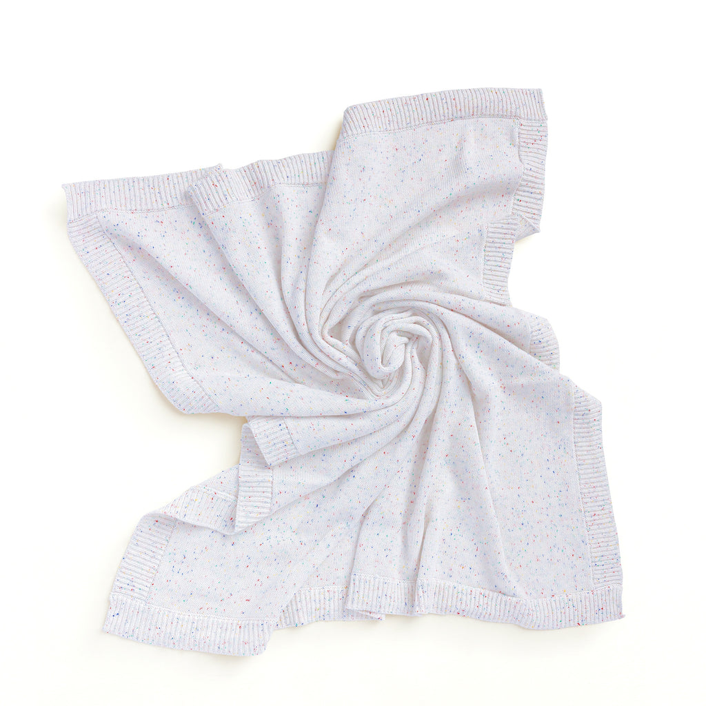 Confetti Speckled Knit Blanket in Milkshake