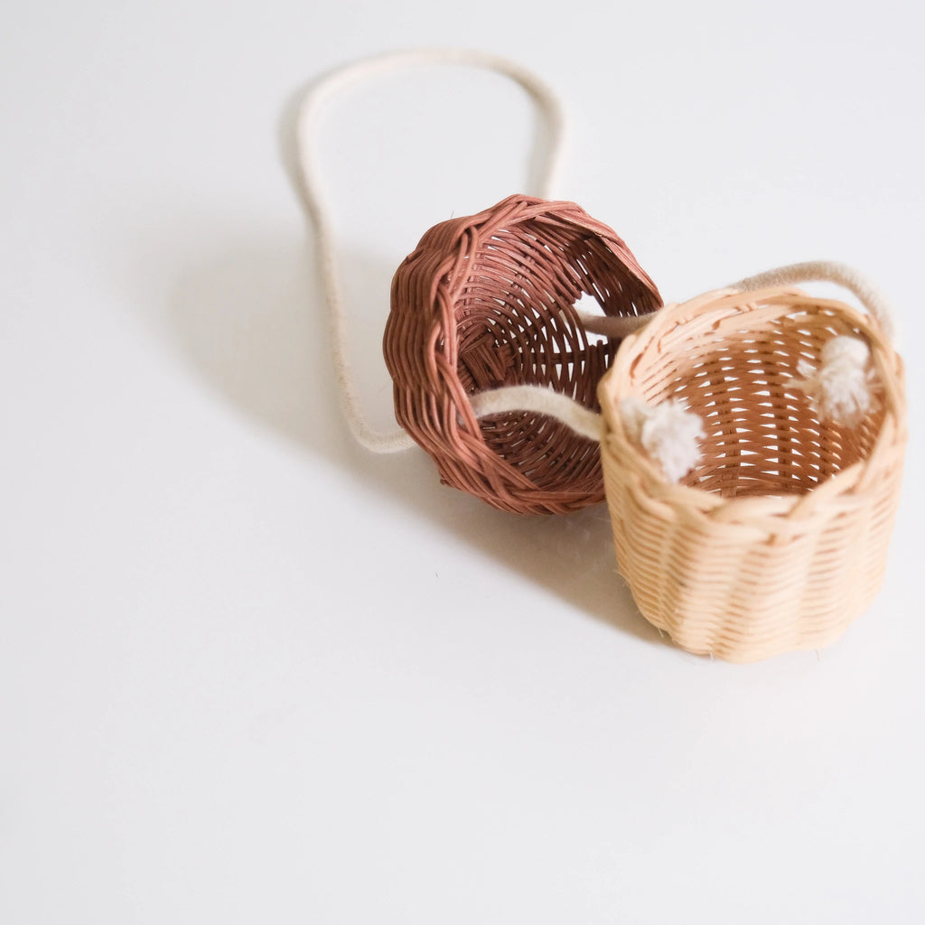 Autumn Acorn Crossbody Wicker Satchel